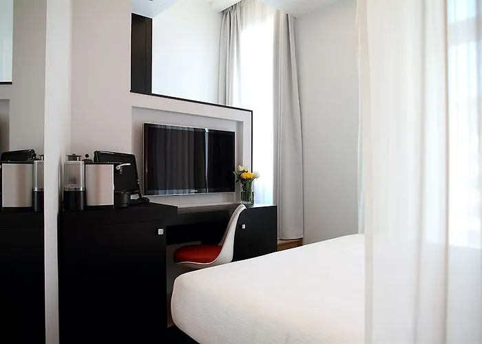 At Townhouse - Filiberto 4* Roma